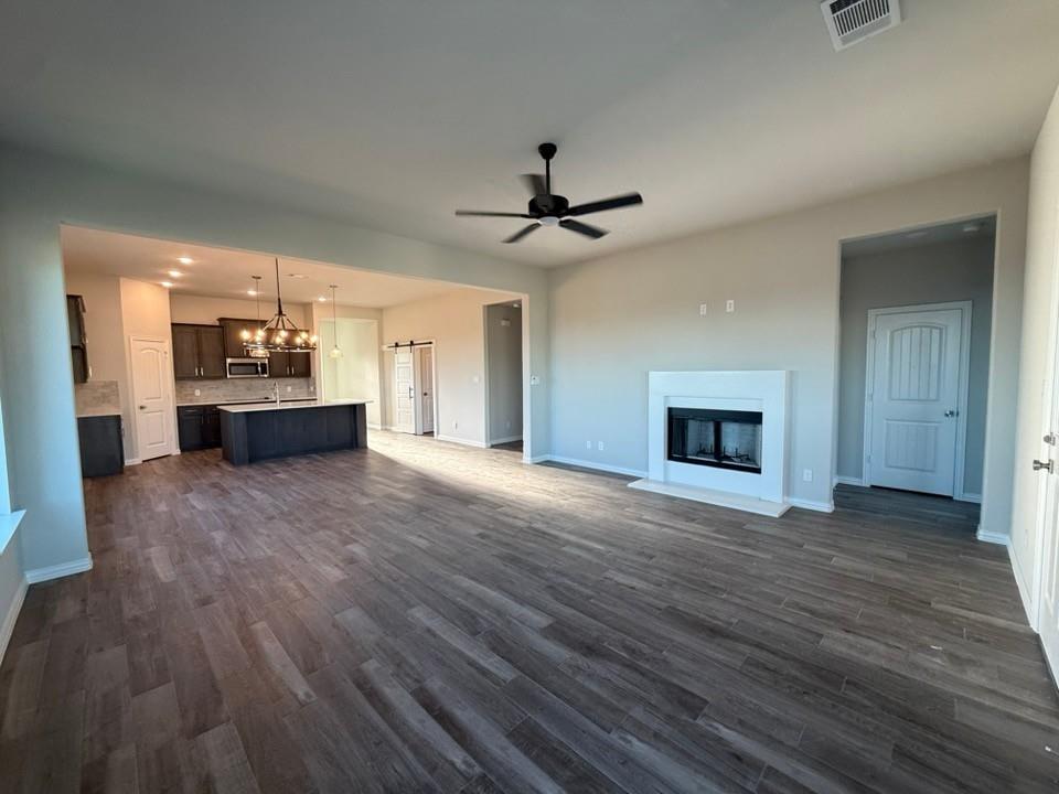 504 Vista Ridge Drive Property Photo 5
