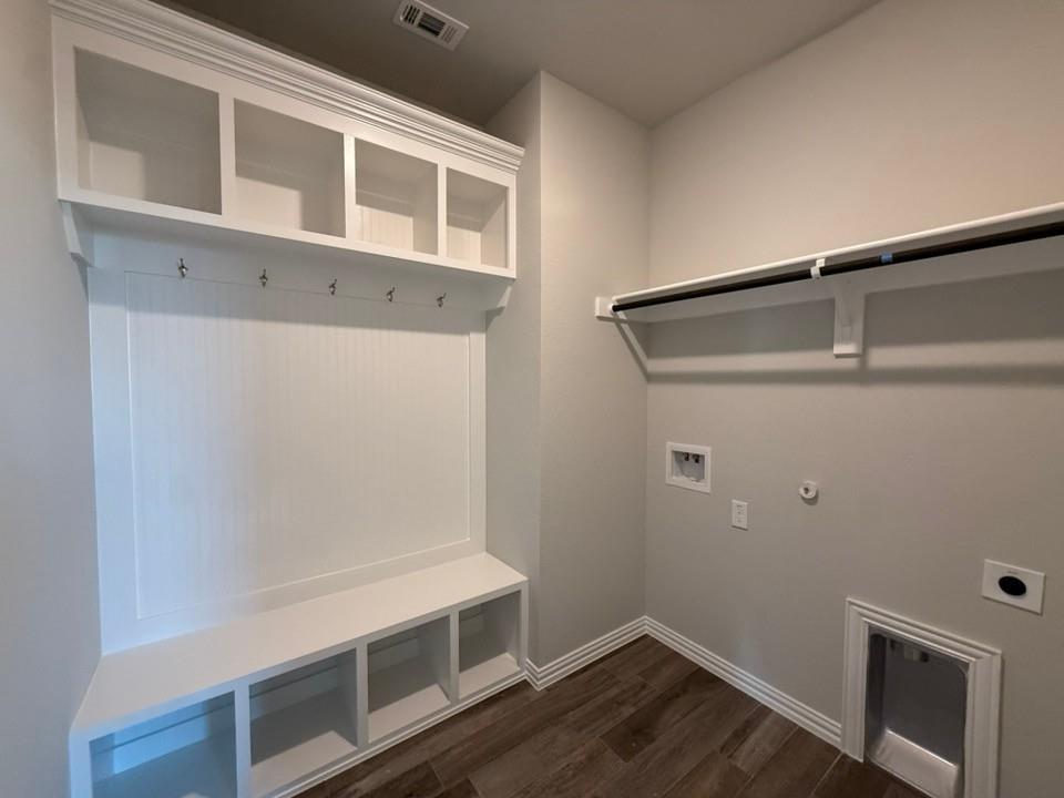 504 Vista Ridge Drive Property Photo 13