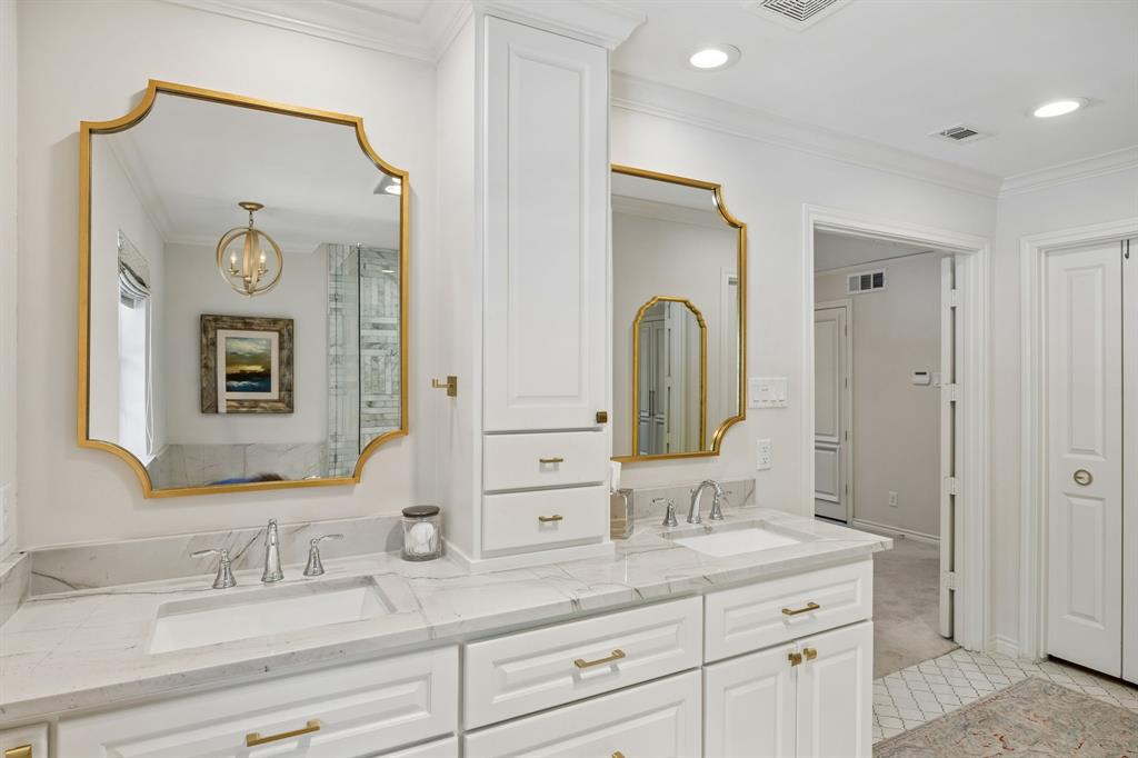 6829 Midcrest Drive Property Photo 21