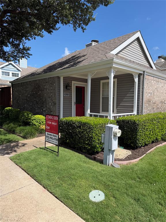 18131 Whispering Gables Lane Property Photo 1