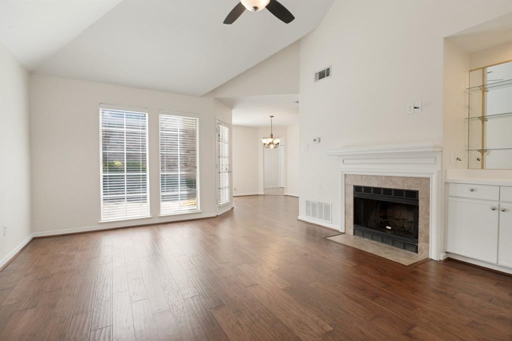 18131 Whispering Gables Lane Property Photo 6