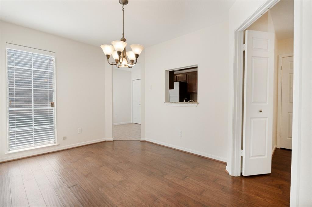 18131 Whispering Gables Lane Property Photo 8