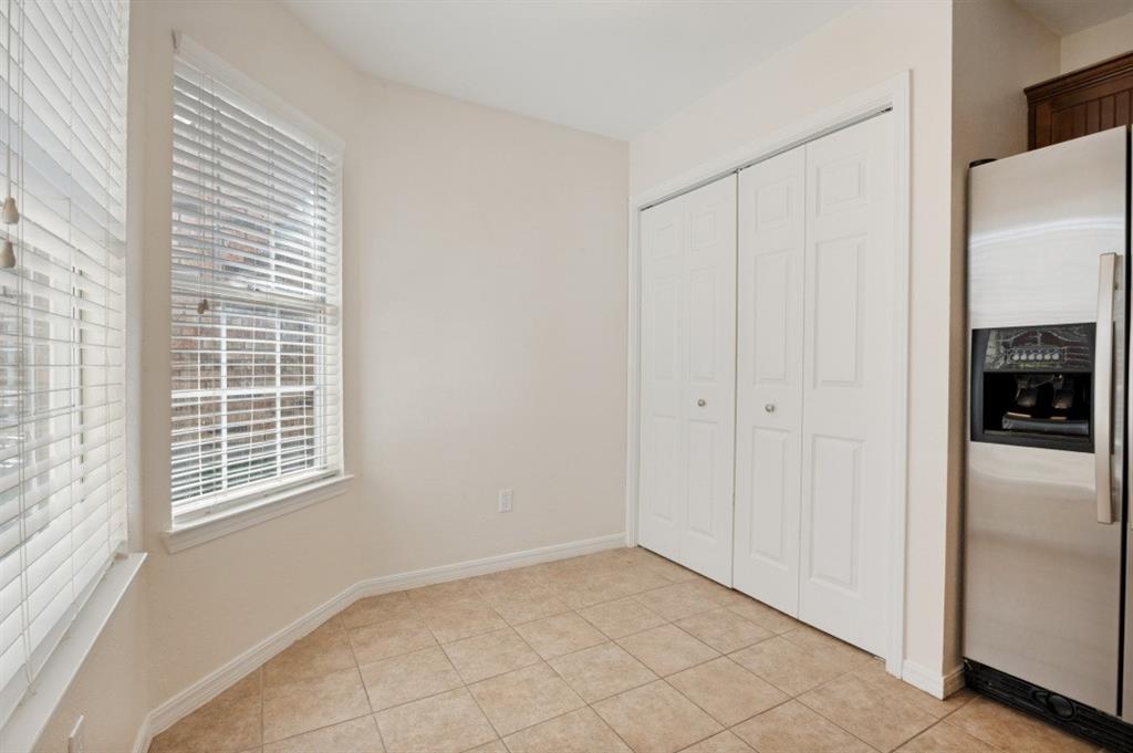 18131 Whispering Gables Lane Property Photo 13