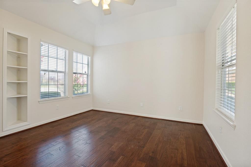 18131 Whispering Gables Lane Property Photo 20
