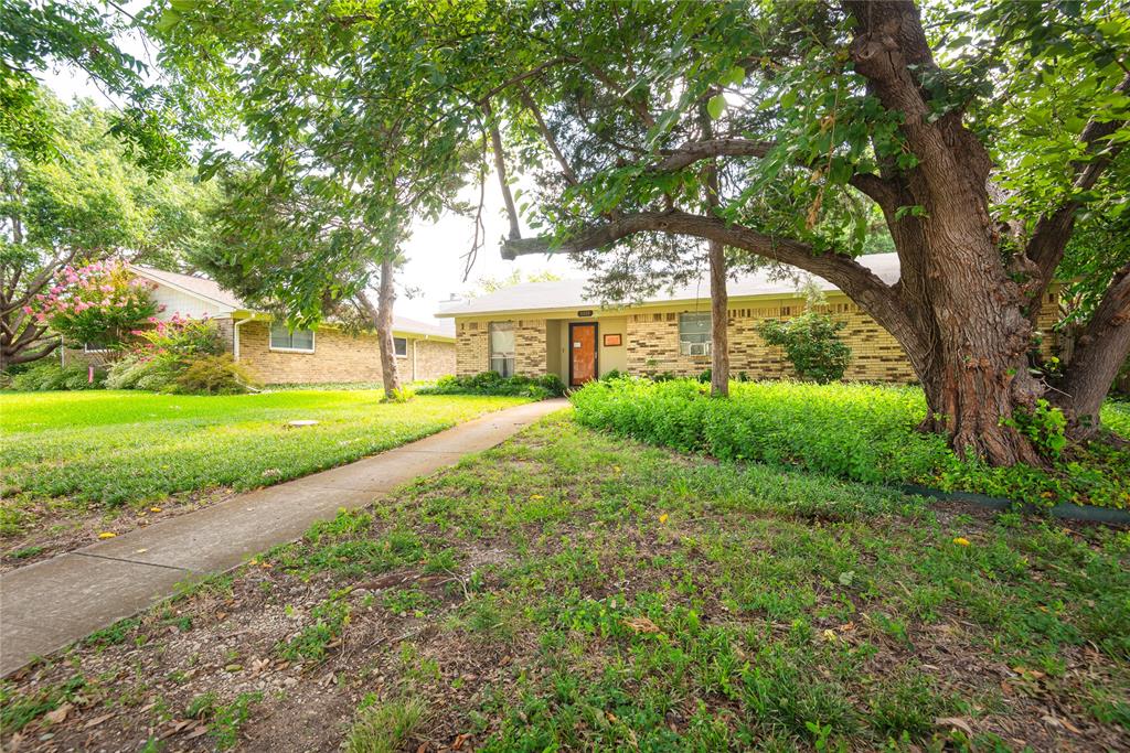9170 Dogwood Street Property Photo 5