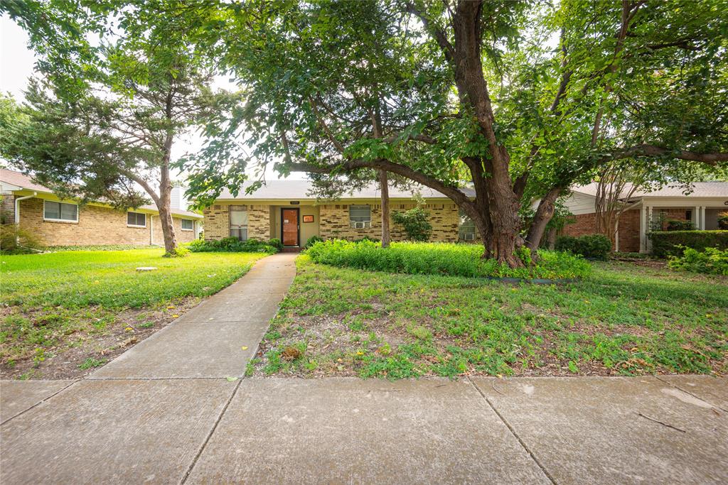 9170 Dogwood Street Property Photo 6