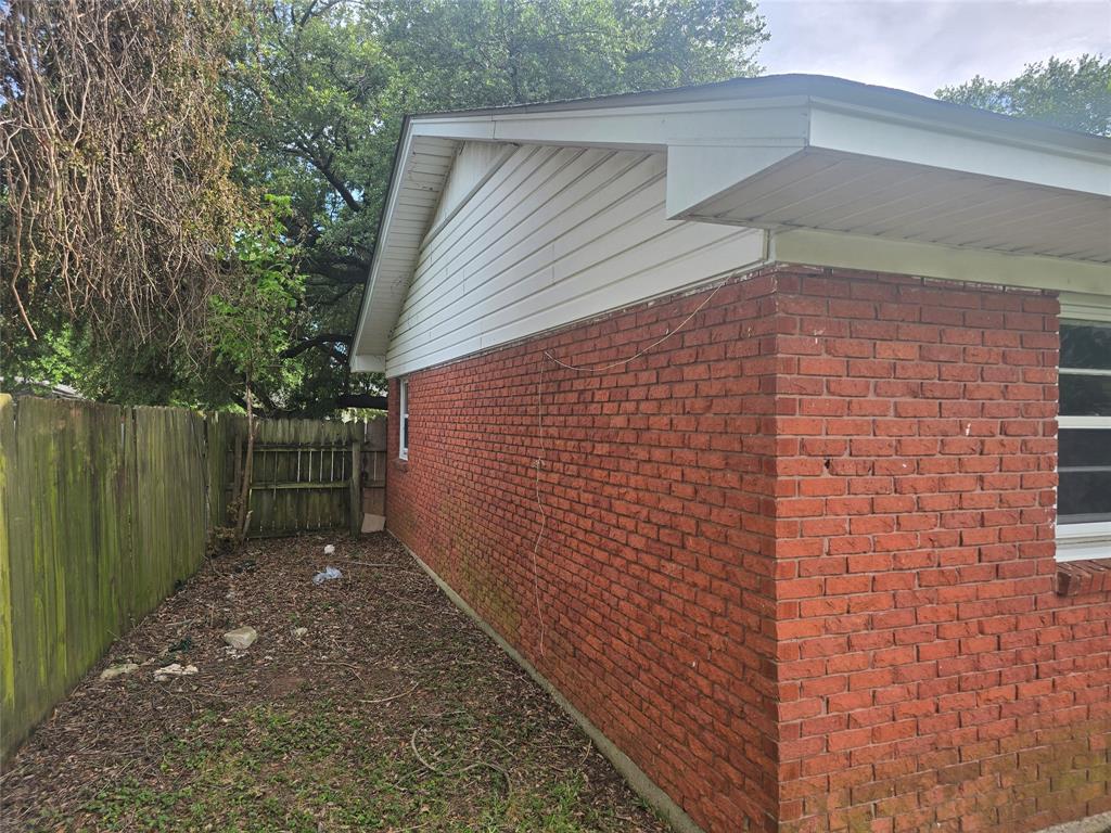 2615 Ormond Place Property Photo 6