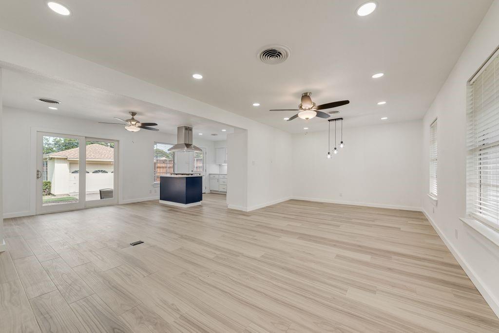 9107 Lindaro Lane Property Photo 1