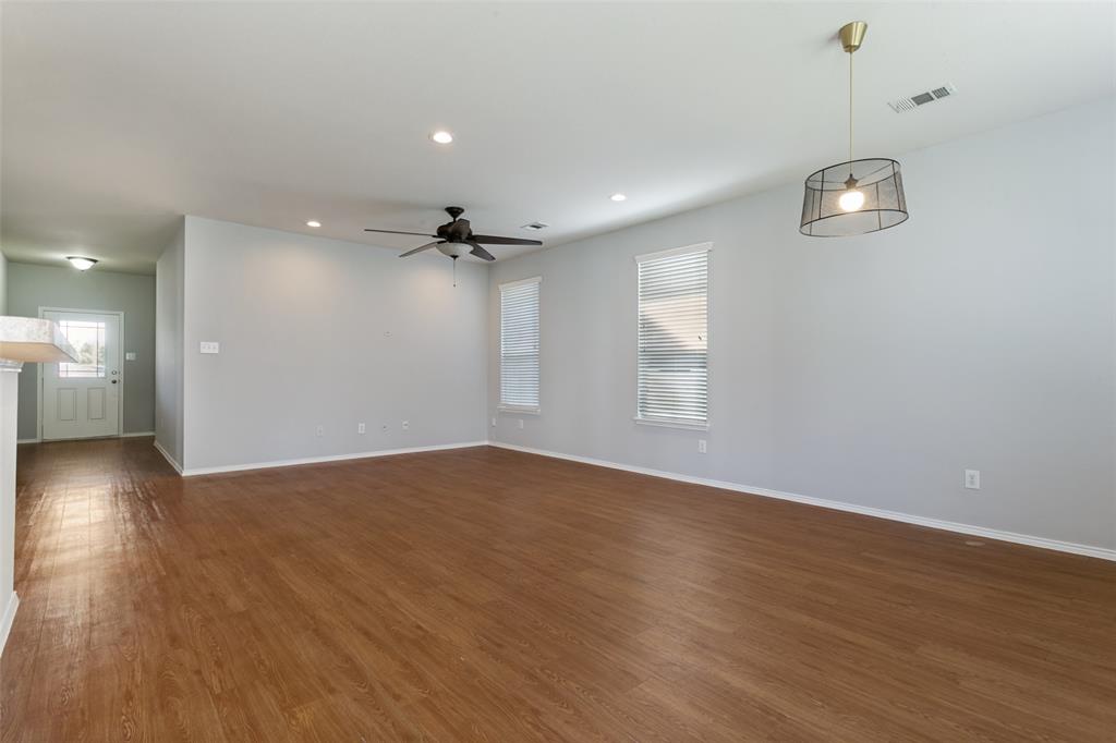 9128 Greene Drive Property Photo 6