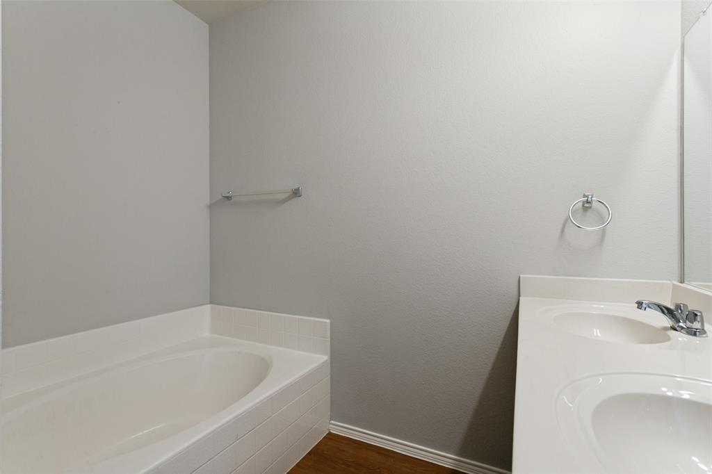 9128 Greene Drive Property Photo 19