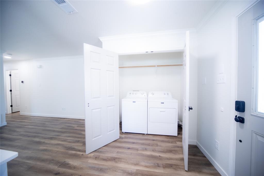 3233 S University Drive Property Photo 17
