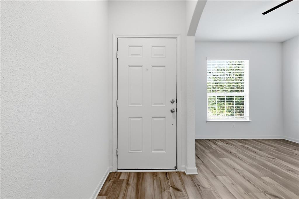 13518 Mineral Road Property Photo 6