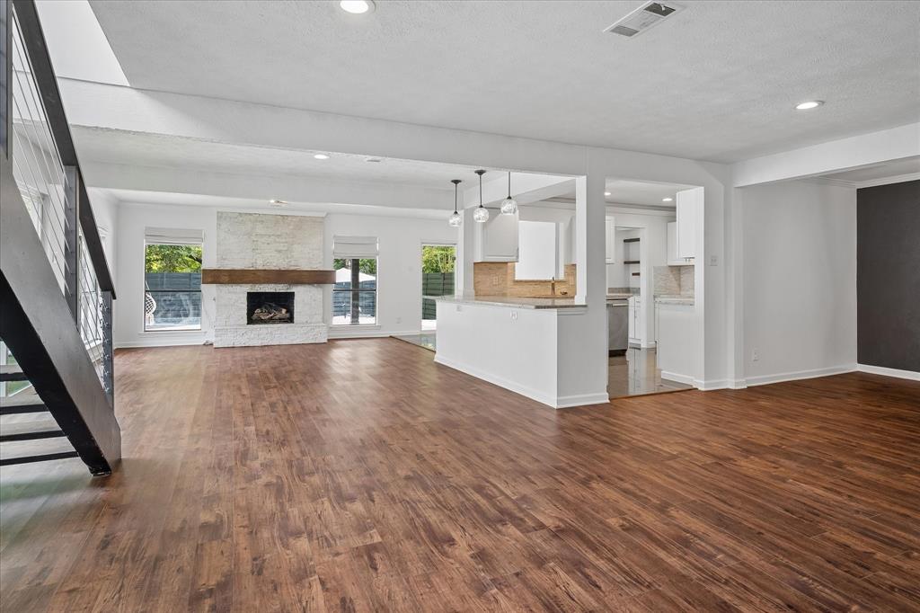 6506 Kathleen Court Property Photo 4