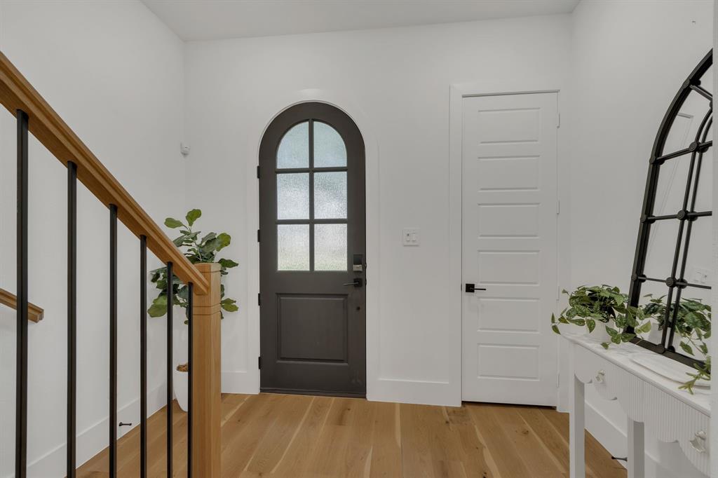 7828 Secluded Avenue Property Photo 6