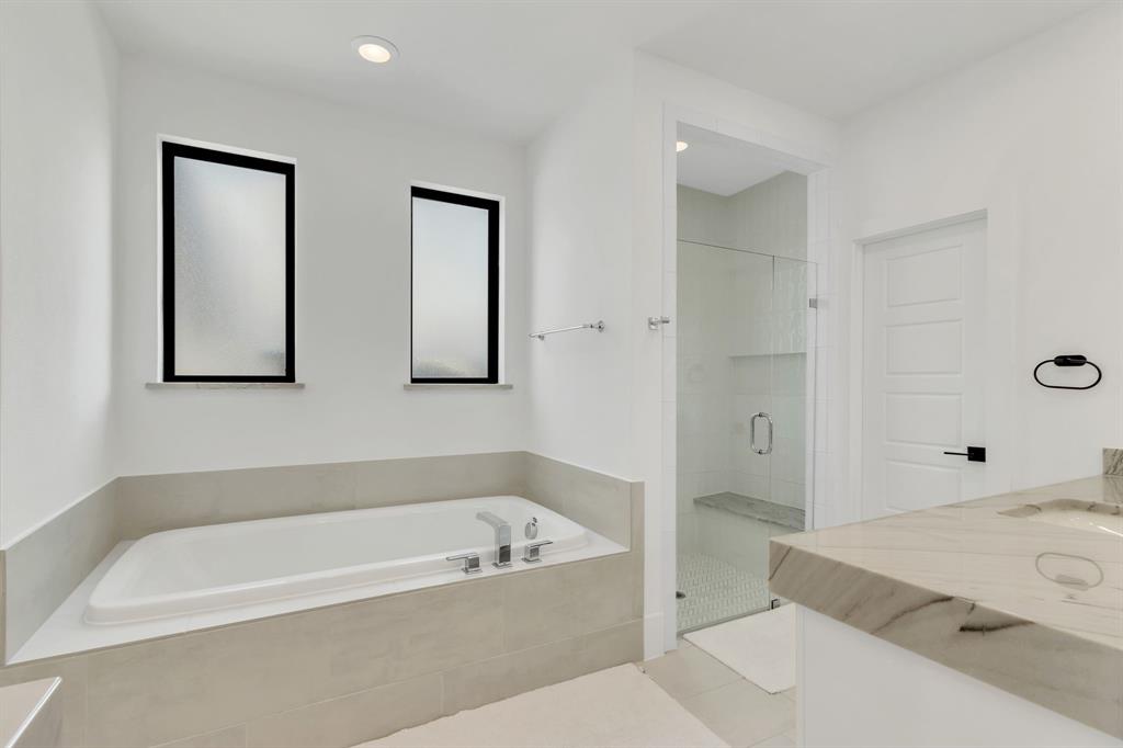 7828 Secluded Avenue Property Photo 37