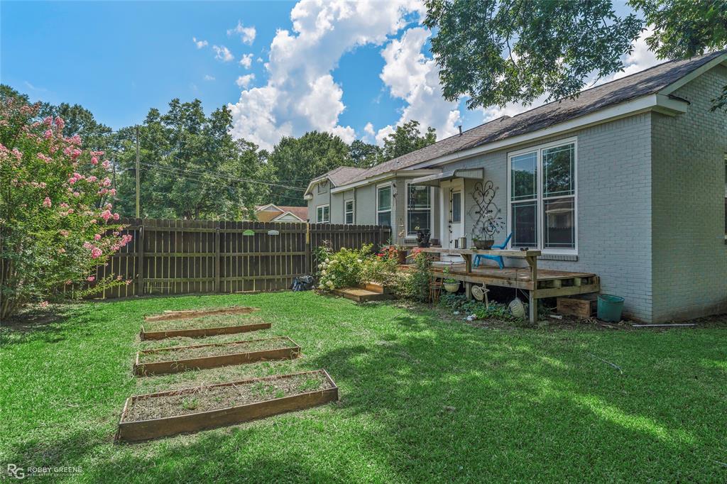 2260 4th Street Property Photo 30
