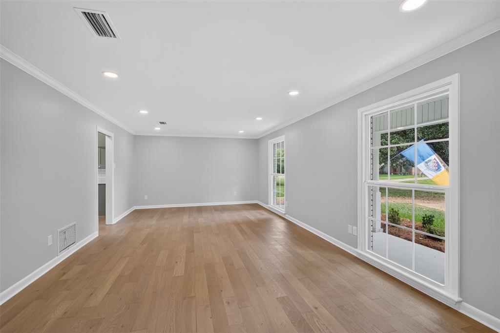 6036 River Road Property Photo 4