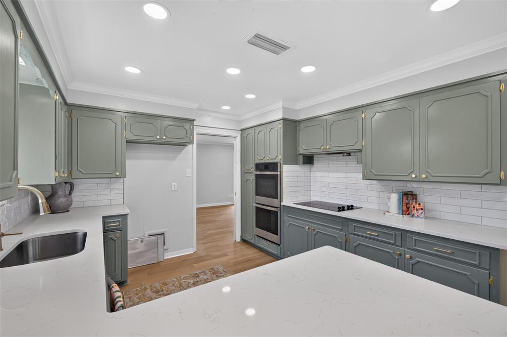 6036 River Road Property Photo 8