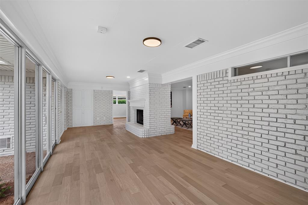 6036 River Road Property Photo 17