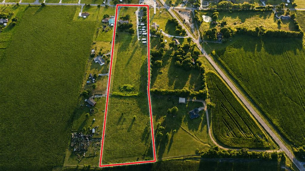 1612 White Mound Road Property Photo 1