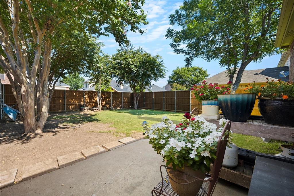 6409 Hawthorne Cove Property Photo 1