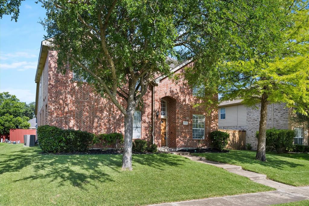 6409 Hawthorne Cove Property Photo 2