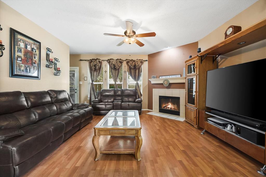 6409 Hawthorne Cove Property Photo 5