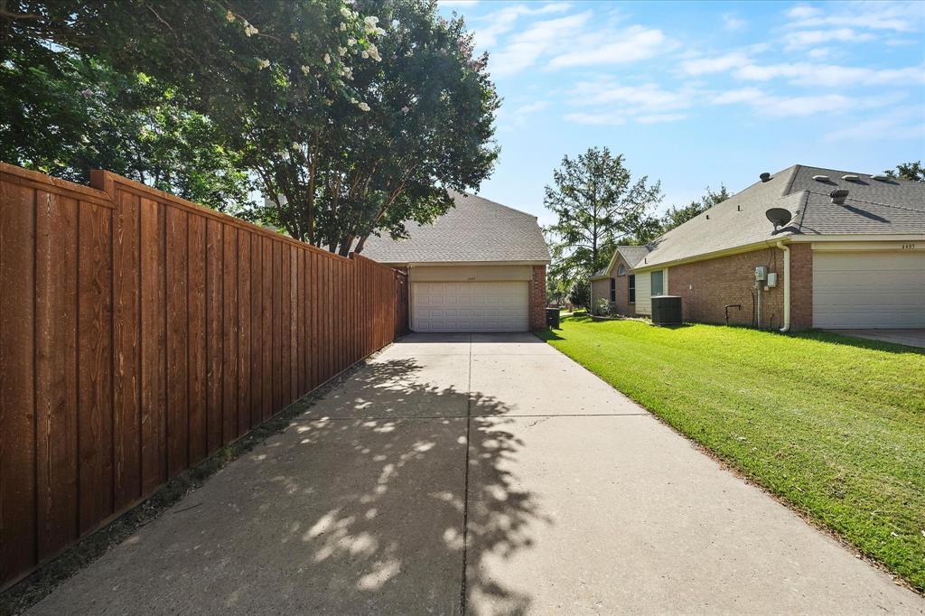 6409 Hawthorne Cove Property Photo 32