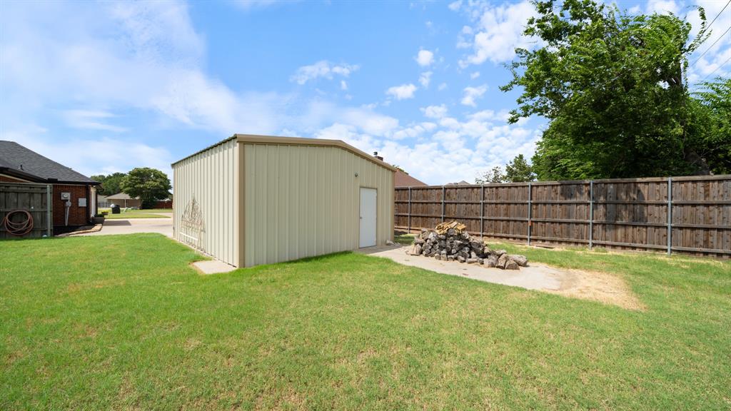208 Country View Lane Property Photo 23