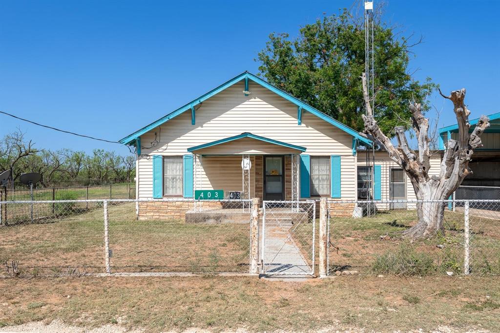 403 N Plano Avenue Property Photo 1