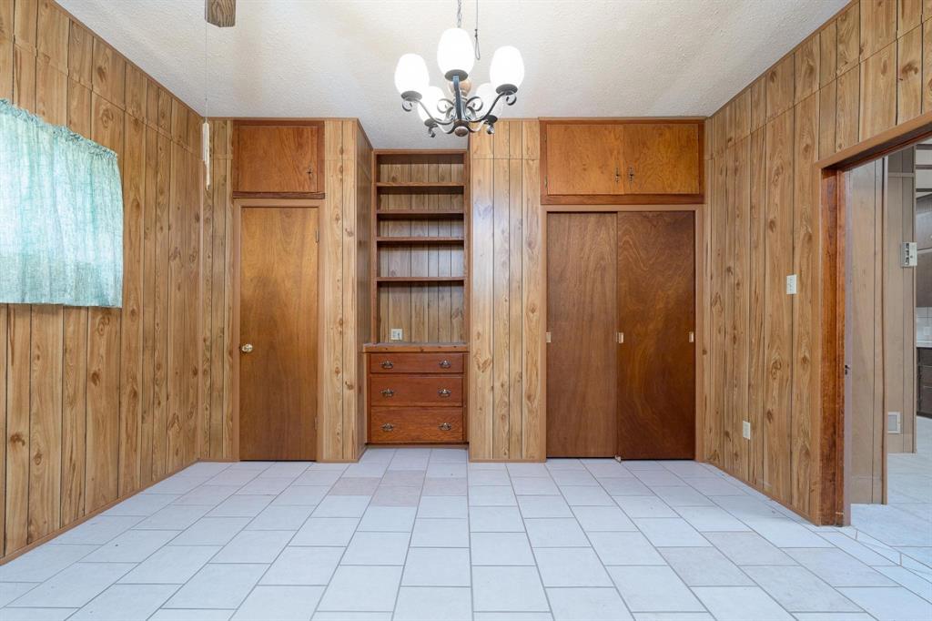 403 N Plano Avenue Property Photo 5