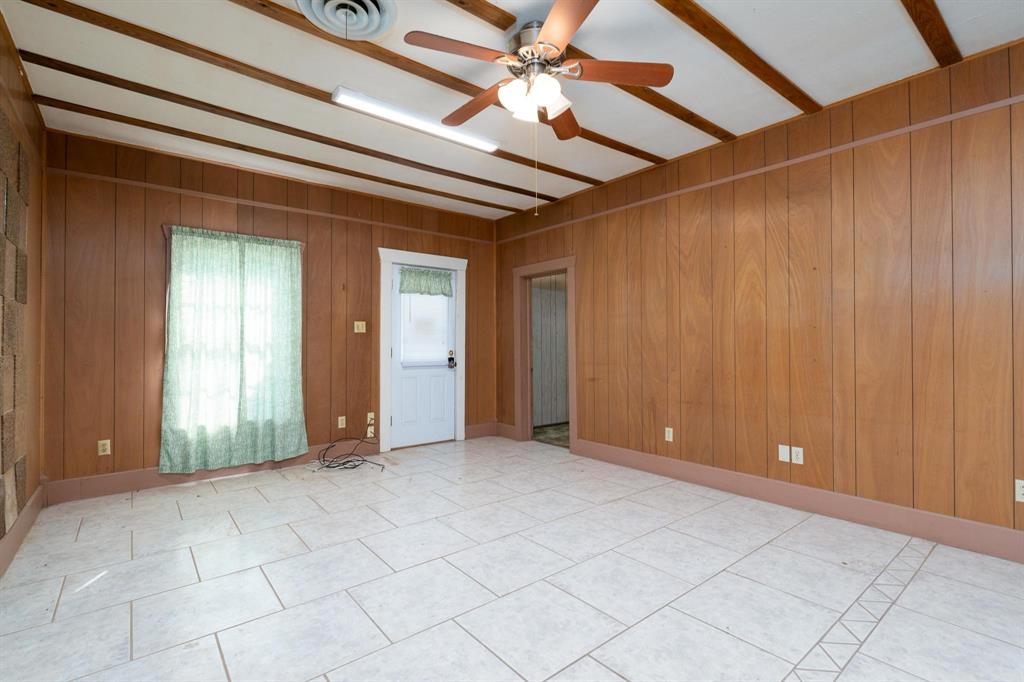 403 N Plano Avenue Property Photo 7