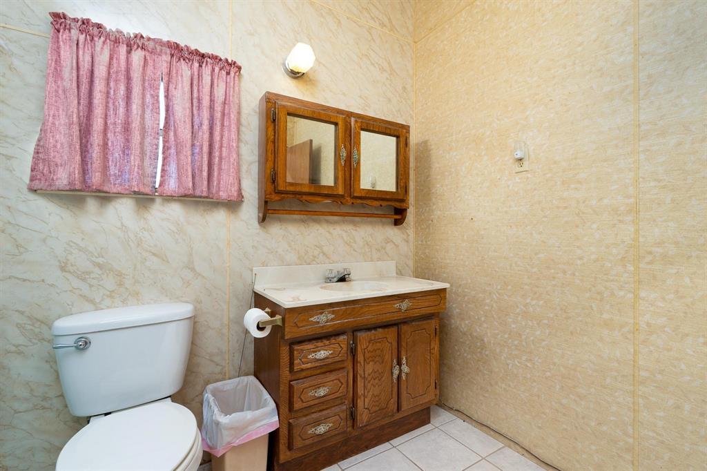 403 N Plano Avenue Property Photo 16
