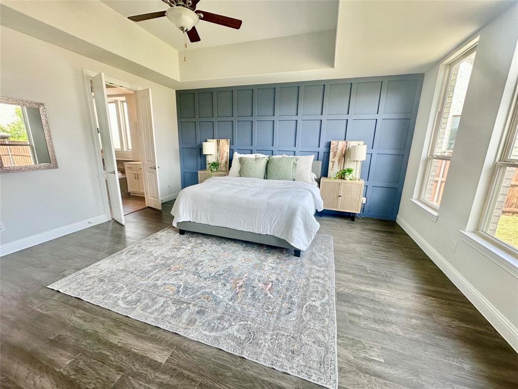 7600 Clear Rapids Drive Property Photo 13