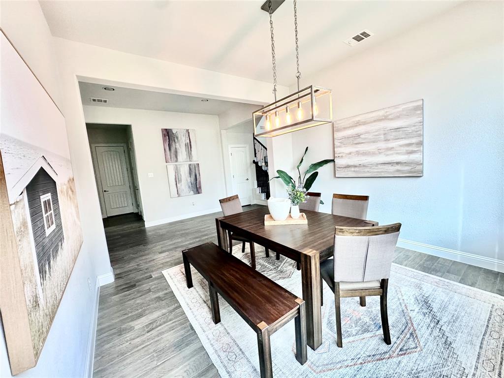 7600 Clear Rapids Drive Property Photo 18