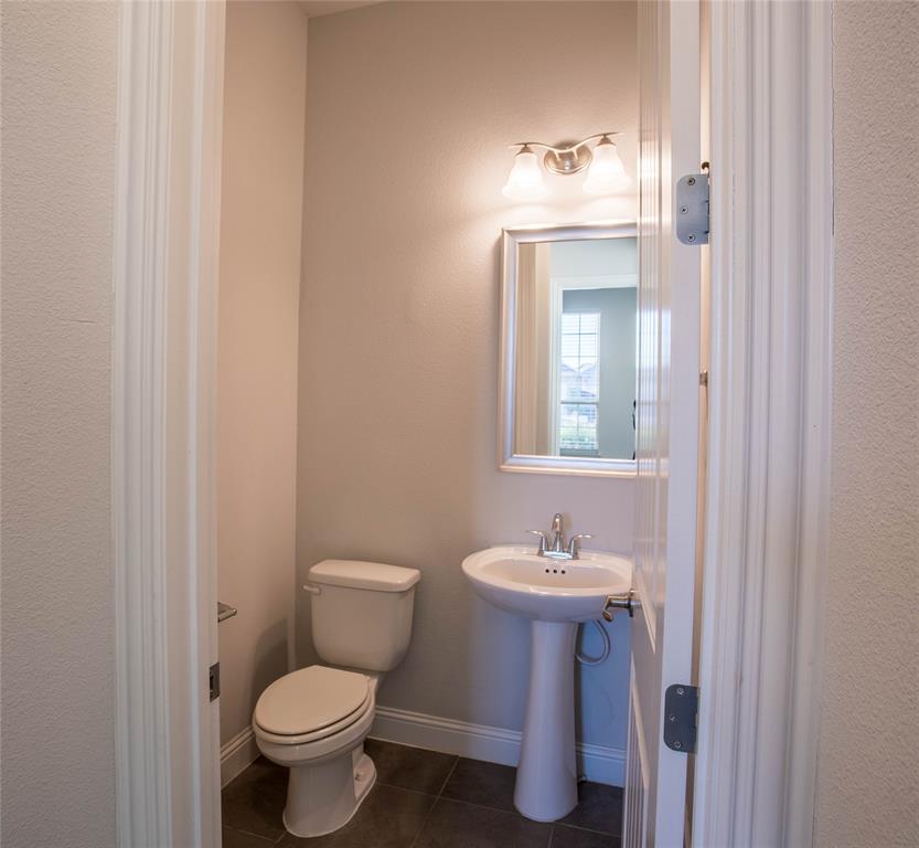 7600 Clear Rapids Drive Property Photo 20