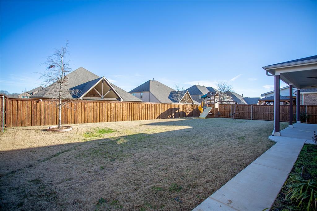 7600 Clear Rapids Drive Property Photo 32