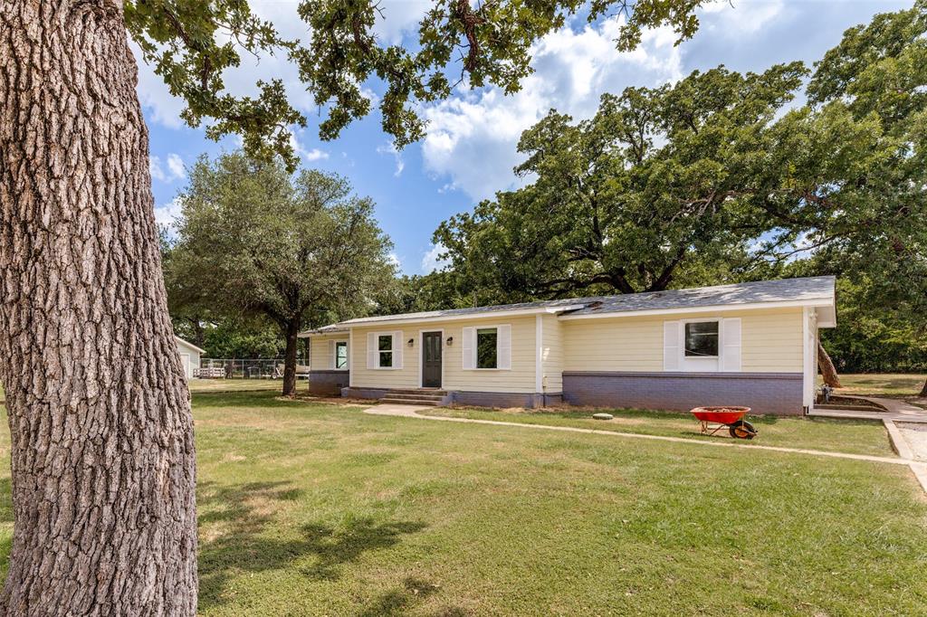 3074 W Highway 114 Property Photo 2
