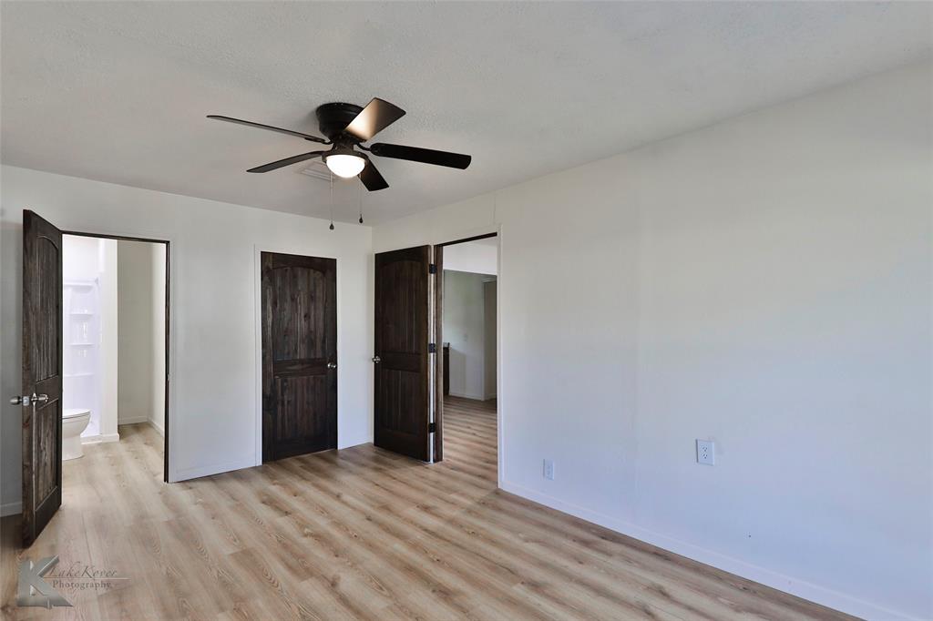 925 S Bowie Drive Property Photo 11