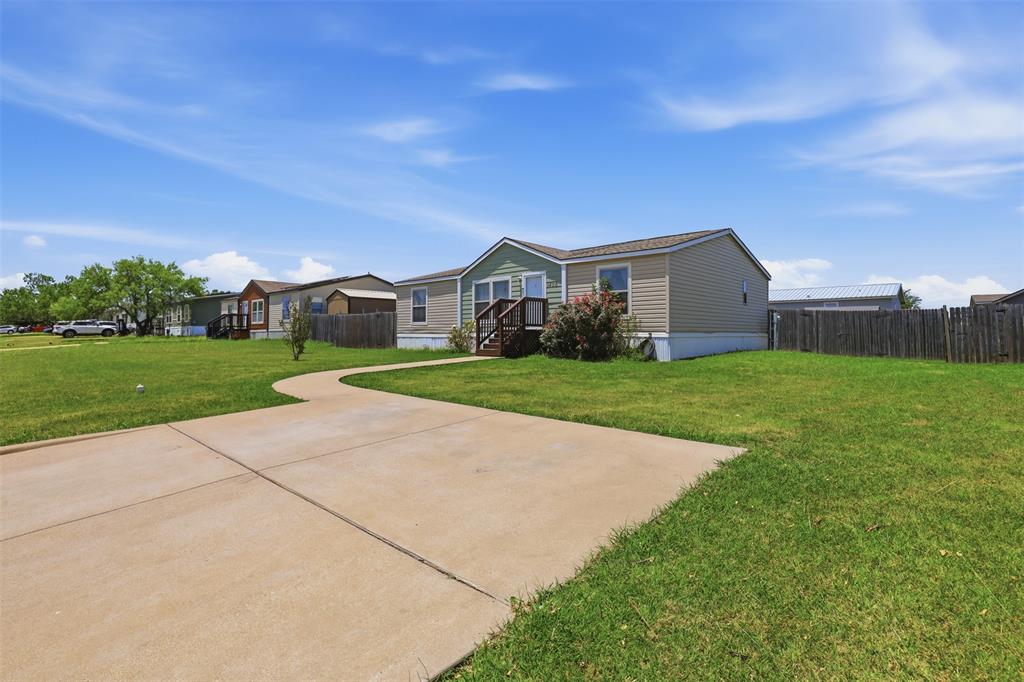 1408 Old Bridge Road Property Photo 4