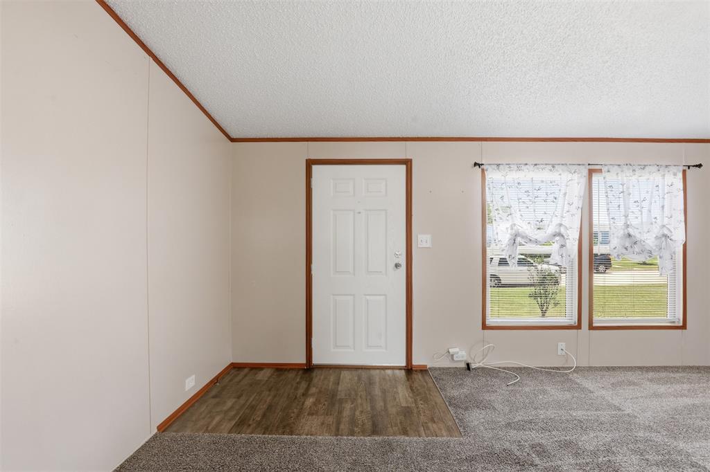 1408 Old Bridge Road Property Photo 5