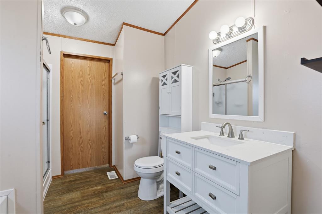 1408 Old Bridge Road Property Photo 13