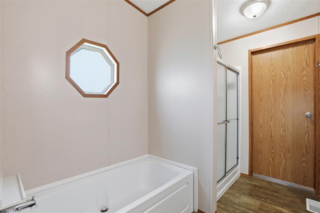 1408 Old Bridge Road Property Photo 14