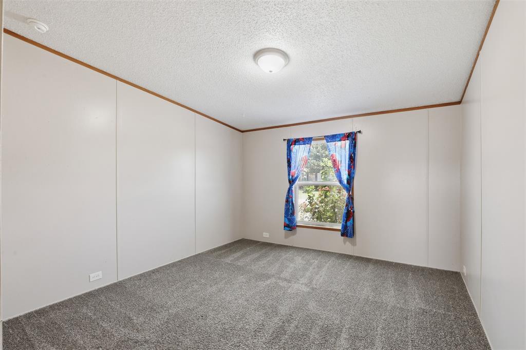 1408 Old Bridge Road Property Photo 15