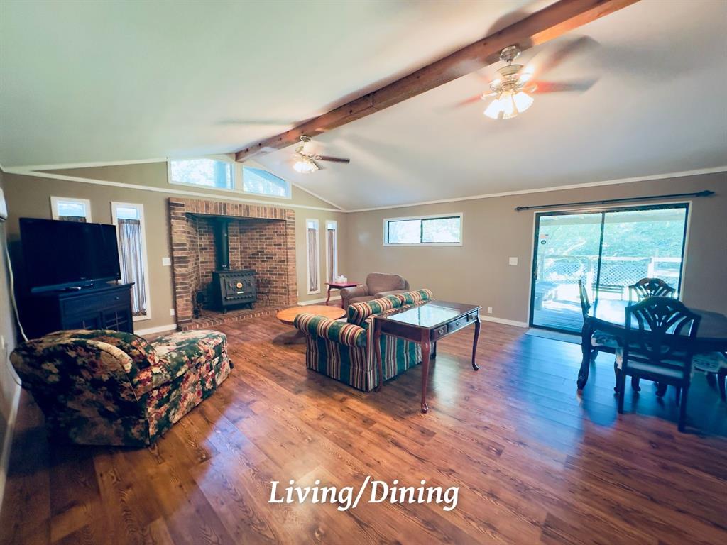 230 Scenic Loop Property Photo 4