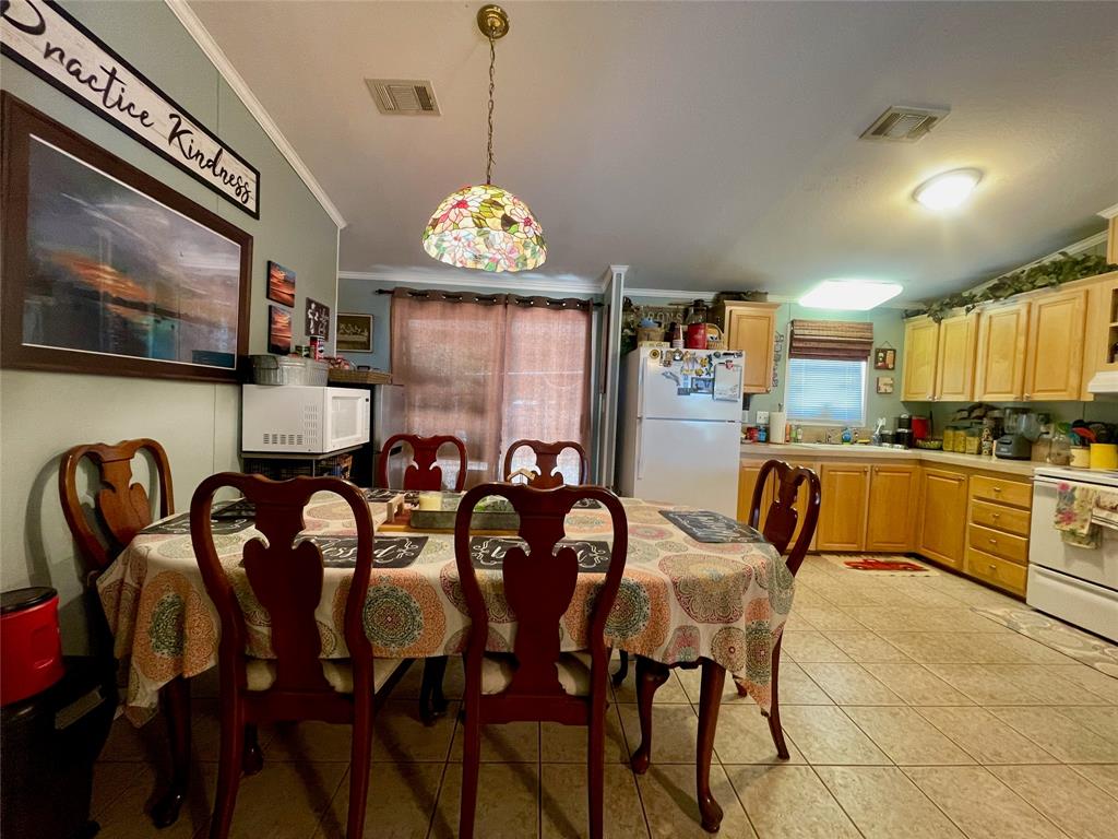 2334 Sanbar Road 49 Property Photo 11