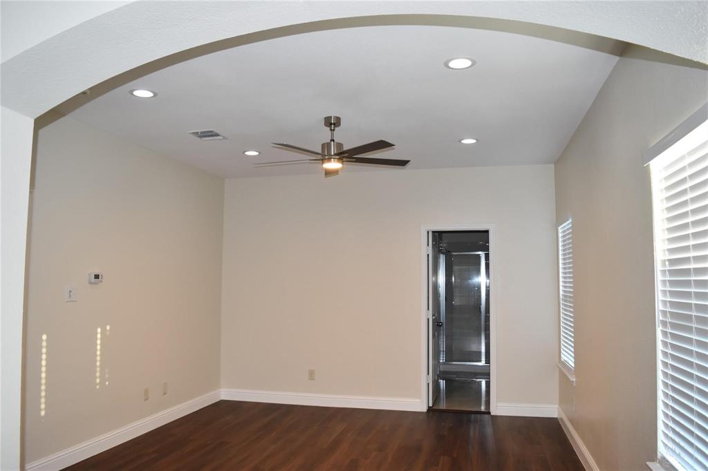 411 Paddock Lane Property Photo 3