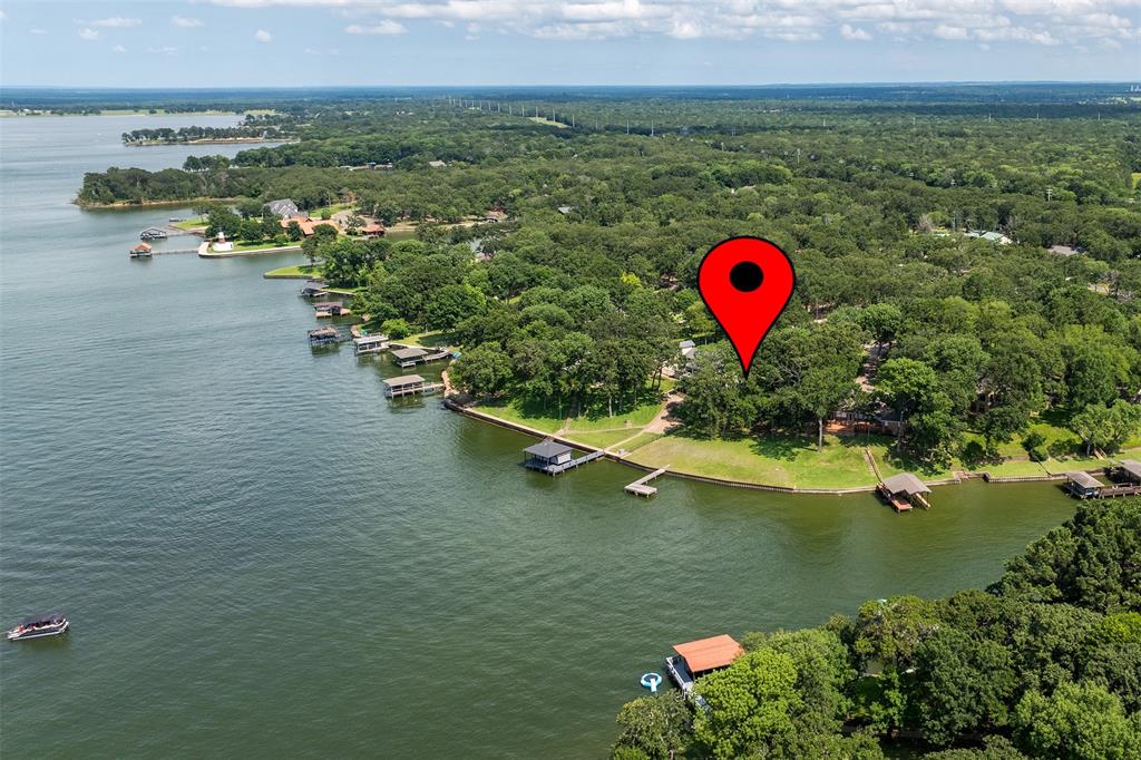 109 Lakeside Lane Property Photo 4