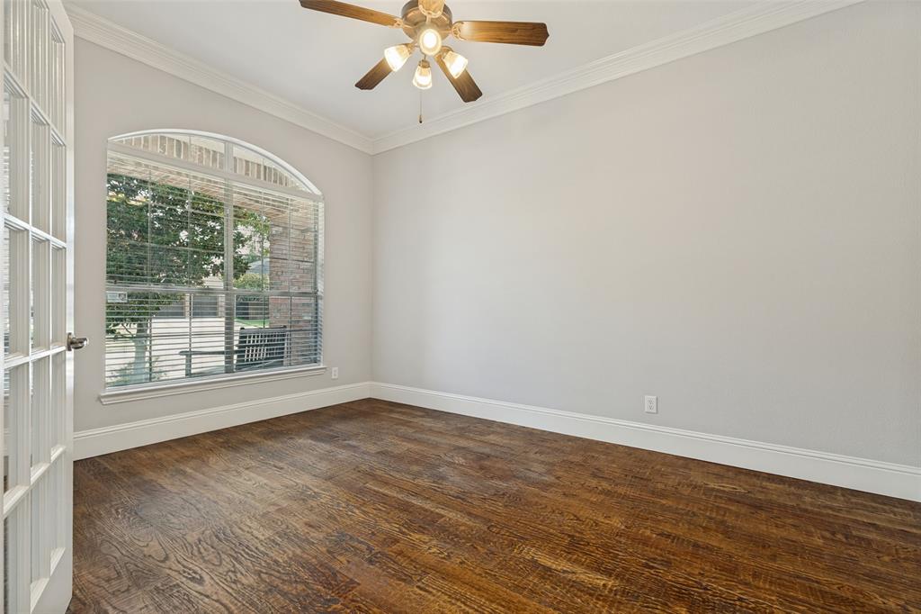 5203 Cree Drive Property Photo 8
