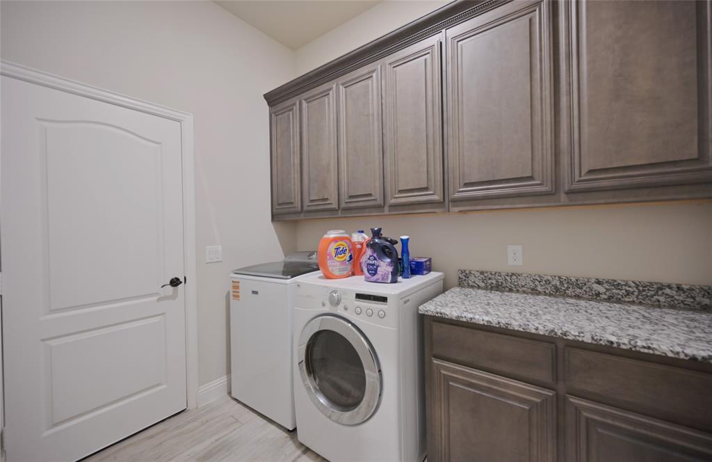 213 Oakcrest Drive Property Photo 22
